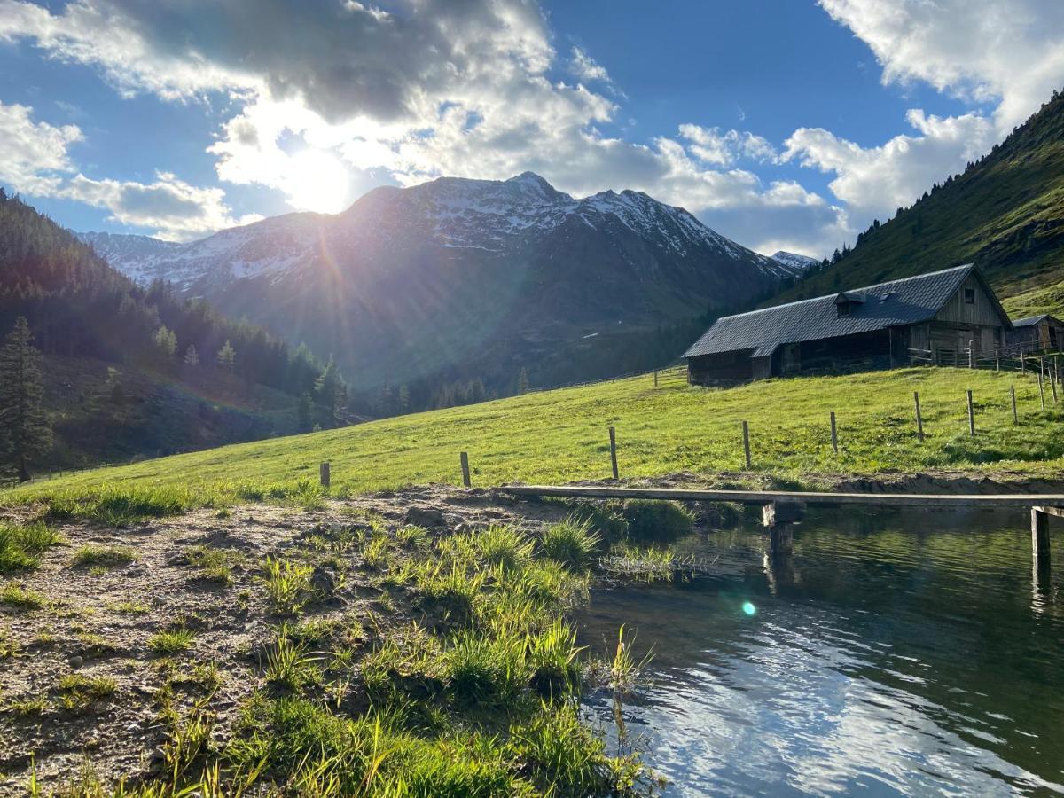 Gasthof Zum Mohrn Oberwoelz Stadt Dış mekan fotoğraf
